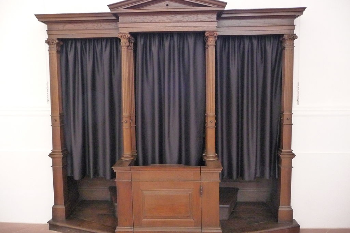 Beichtstuhl