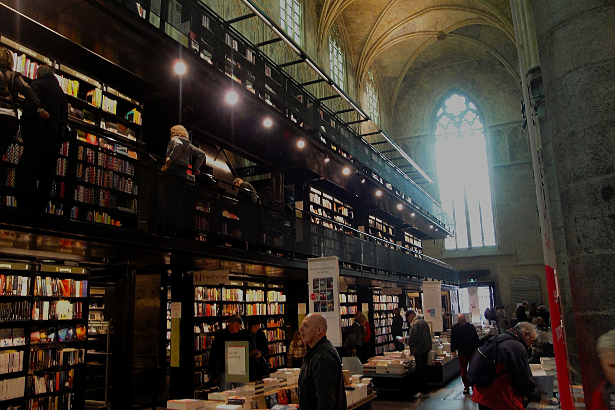 Buchhandlung Dominikanerkirche Maastricht