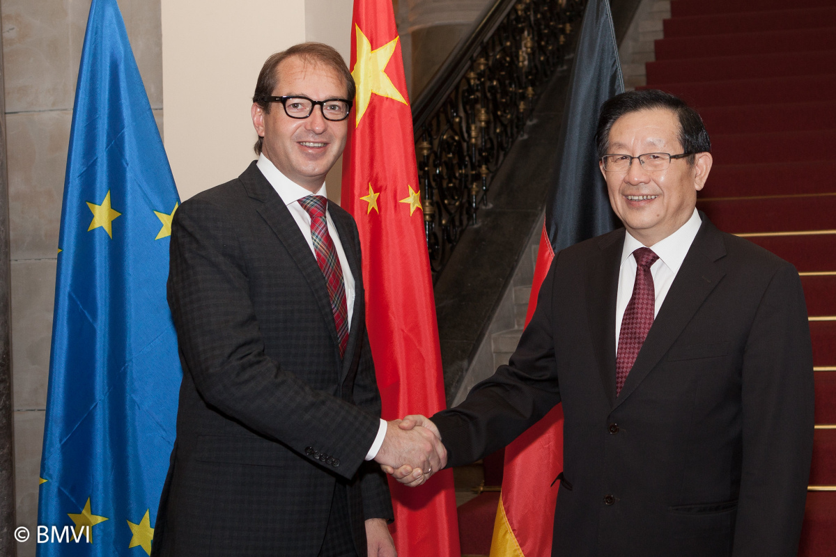 Alexander Dobrindt und Prof. Dr. Wan Gang