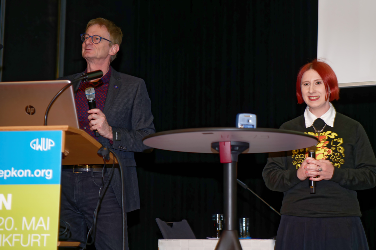 Bernd Harder (l.) und Lydia Benecke 