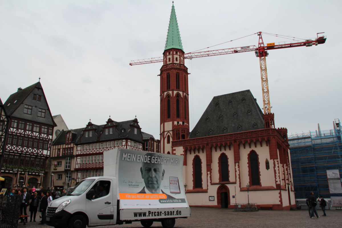 Kampagnen-Car in Frankfurt/M.