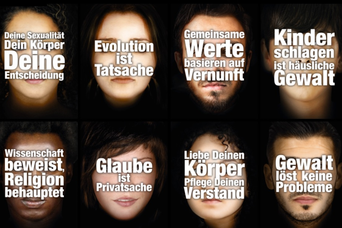 Plakate der Plakatkampagne der Freidenker Schweiz.