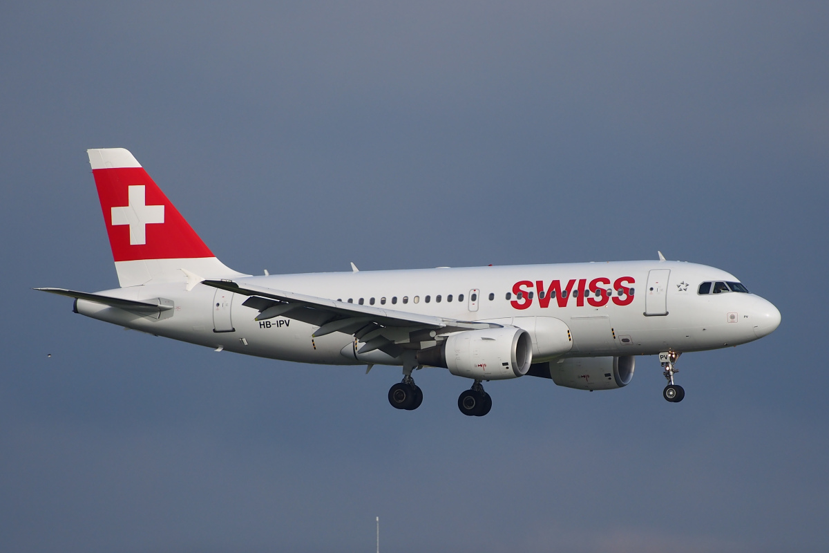 Zukünftig landet auch dieser Airbus A319-100 der Swiss ohne Läderach-Schokolade an Bord.