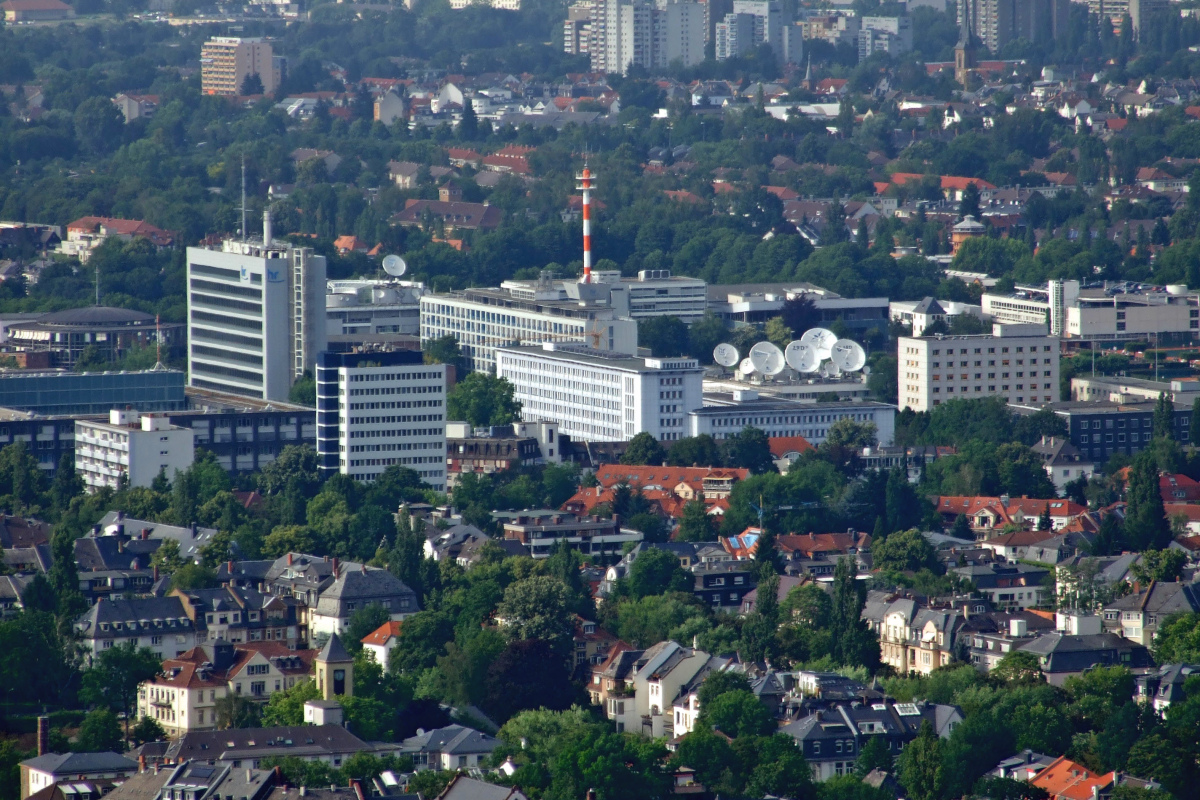 Hessischer Rundfunk mit ARD-Stern in Frankfurt