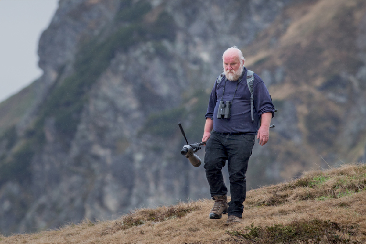 Hans-Günther Bauer während Kartierungen in den Alpen