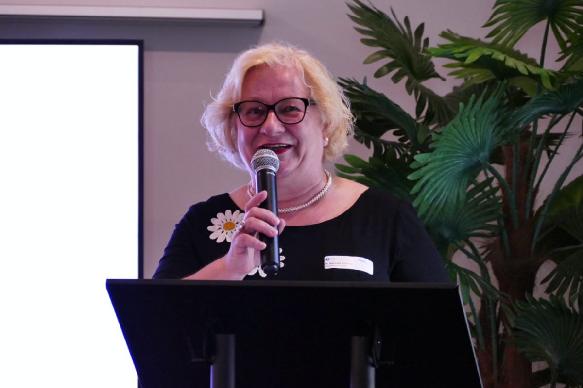 Dr. Manuela Schmidt (Präsidentin des HVD BB)