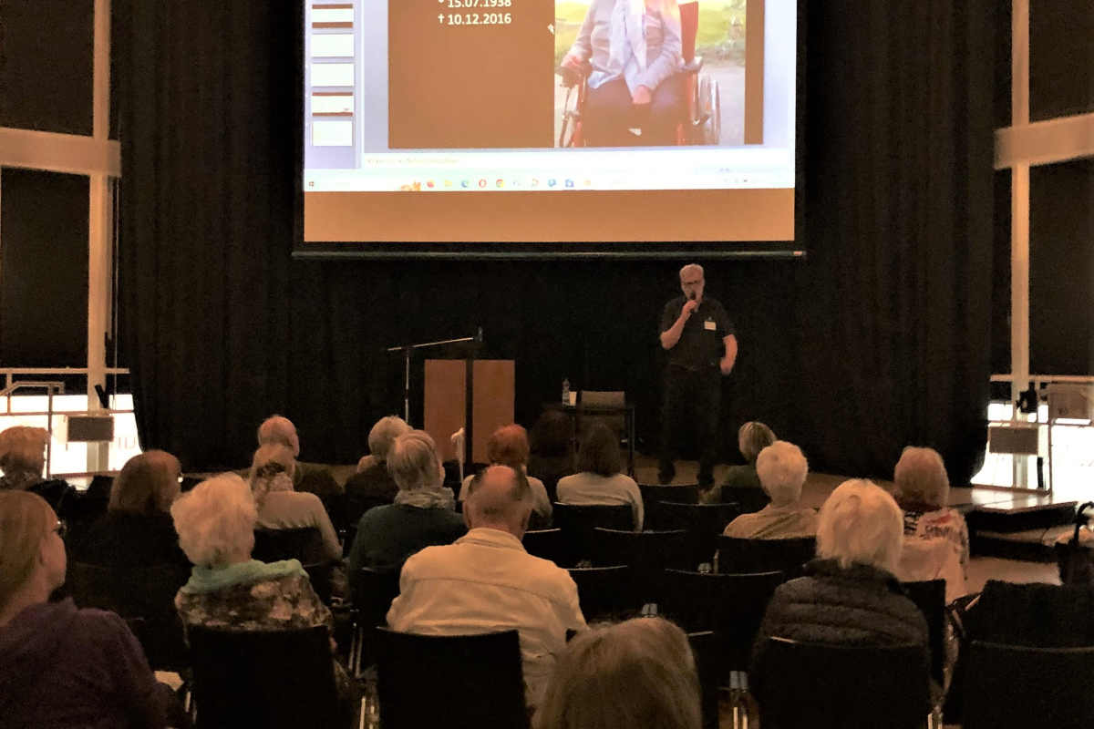 Olaf Sander während seines Vortrags