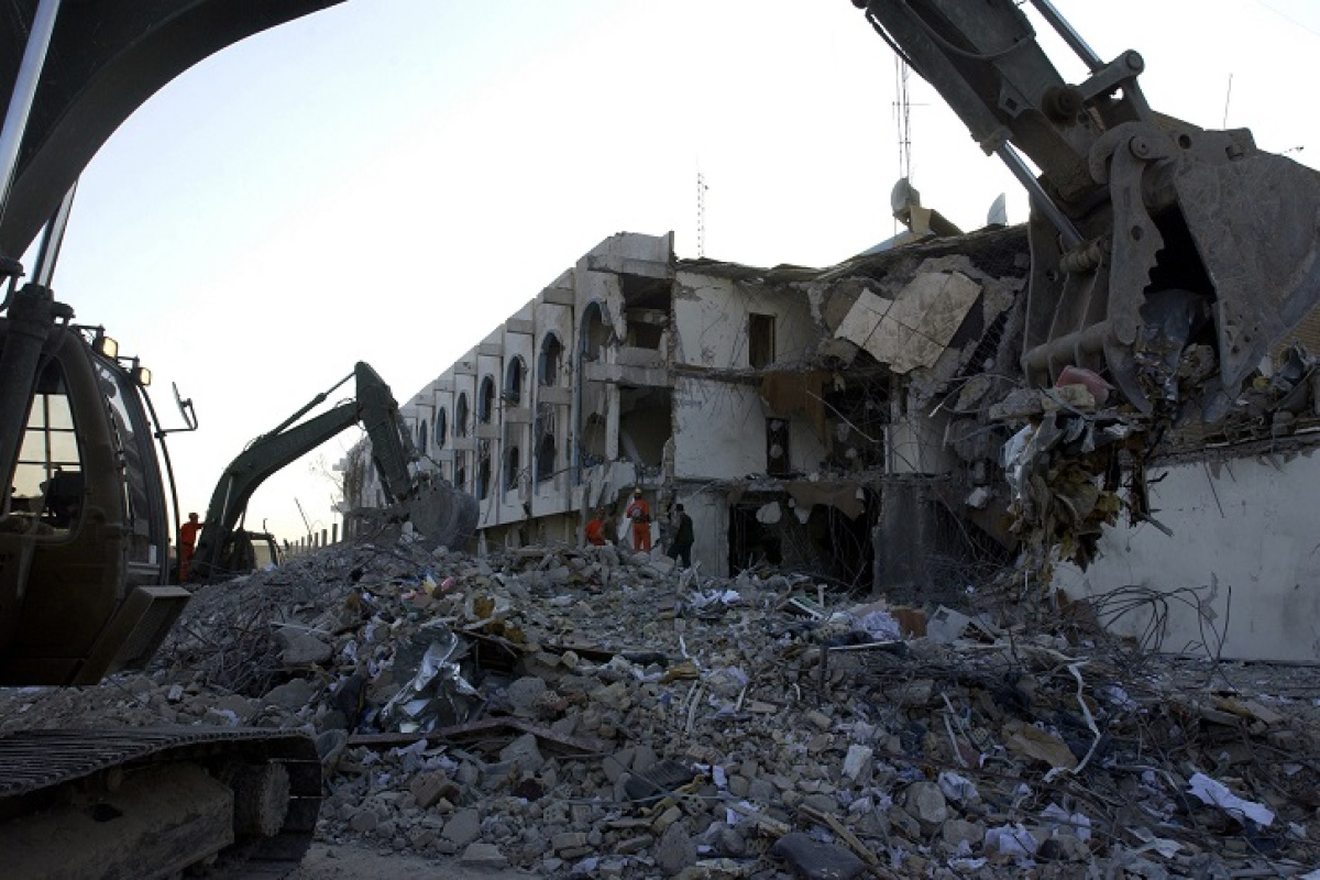Das zerstörte Bagdader Canal Hotel nach dem Bombenanschlag auf die United Nations Assistance Mission for Iraq