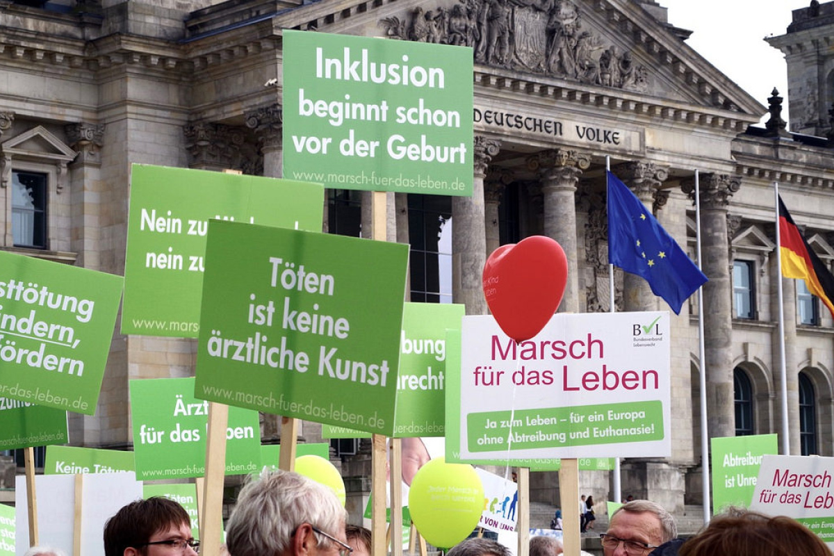 Auch in Deutschland gibt es Menschen, die gravierende Strafen für Abtreibungen befürworten.