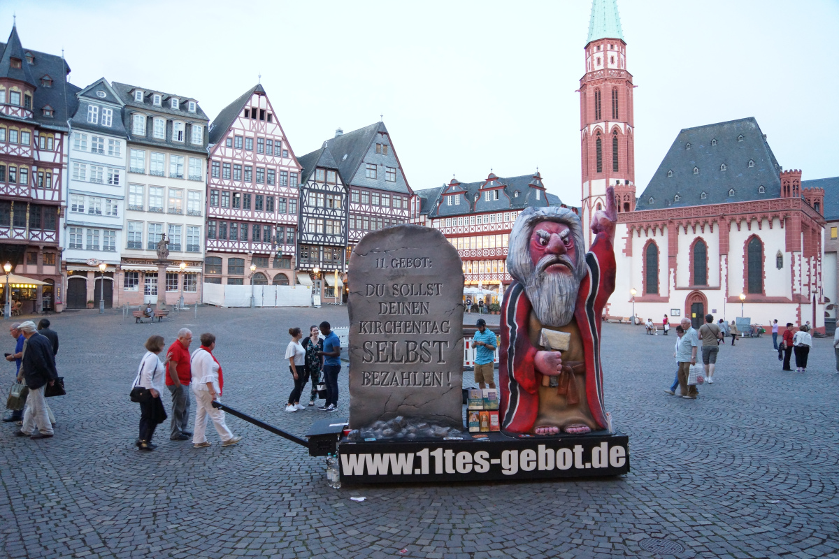 "11. Gebot" auf dem Frankfurter Römer
