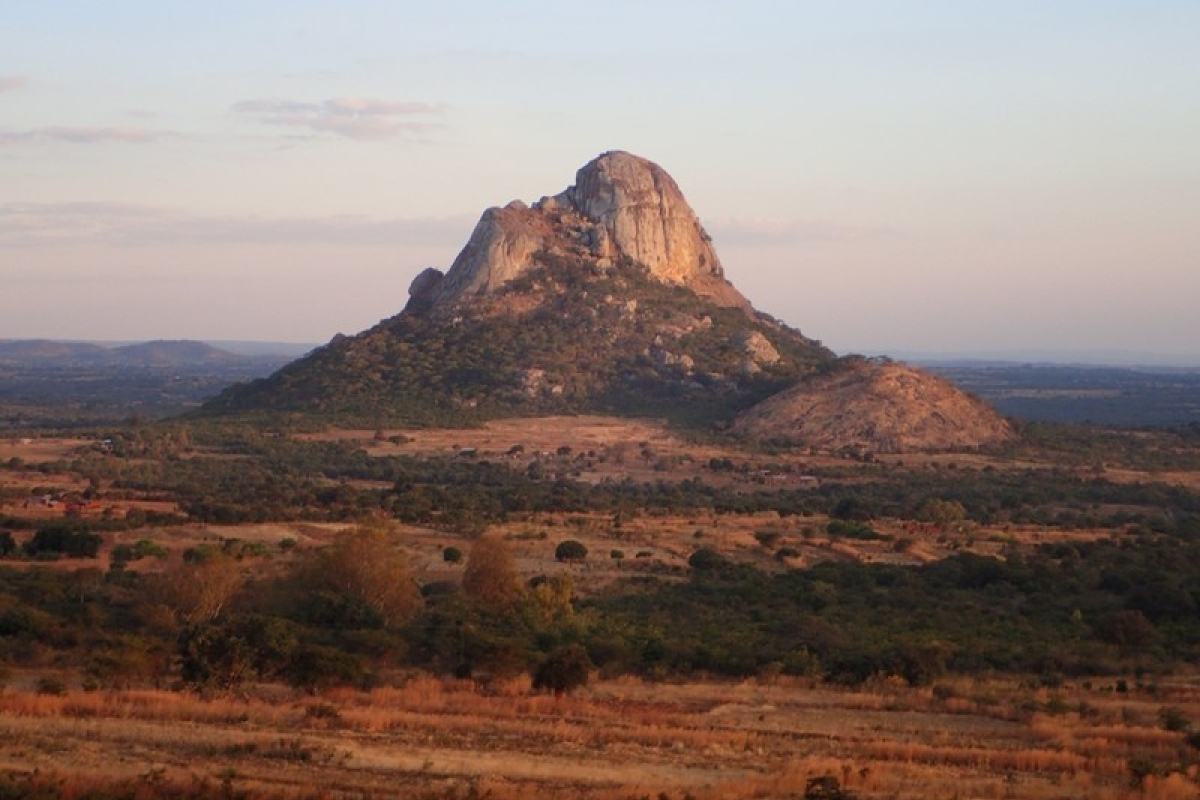 Am Mount Hora in Malawi wurde die älteste DNA-Probe der Studie gefunden. Sie stammt von einer Frau, die vor mehr als 8.000 Jahren lebte.