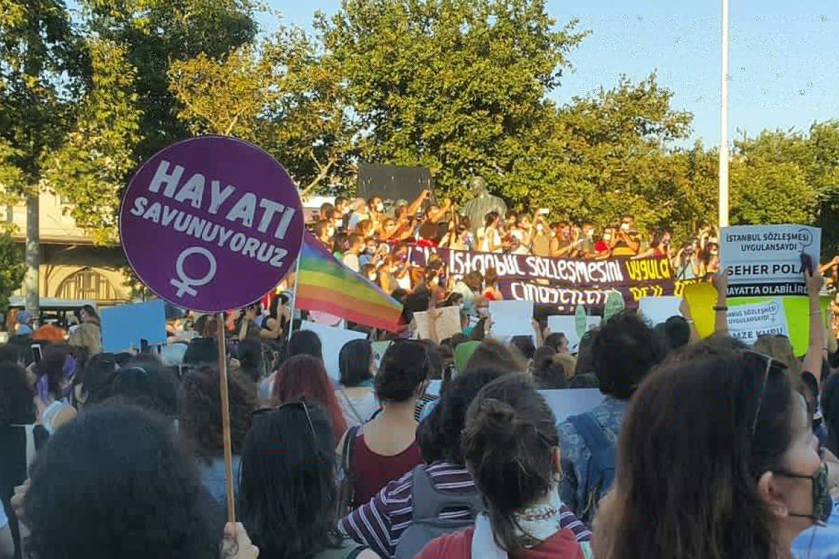 Protest gegen den Ausstieg der Türkei aus der Istanbul-Konvention