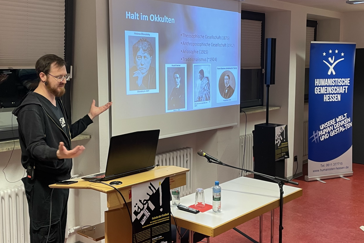 Dr. Dr. Sebastian Schnelle