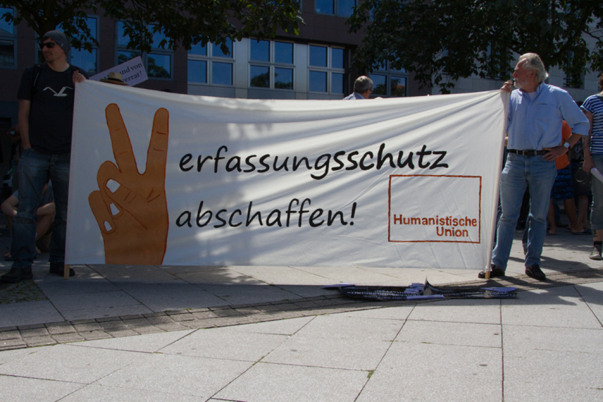 Die Humanistische Union auf der Demo für Pressefreiheit am 1.8.2015