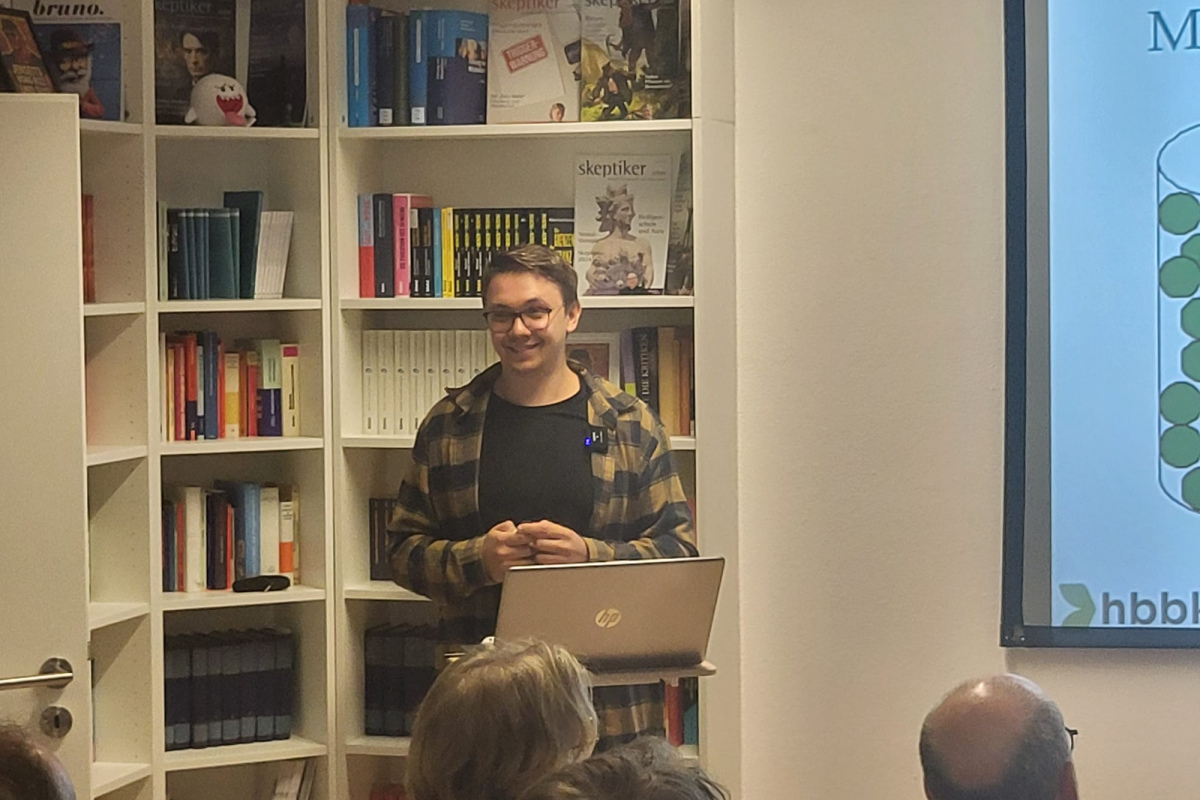 Alexander Wolber während seines Vortrags