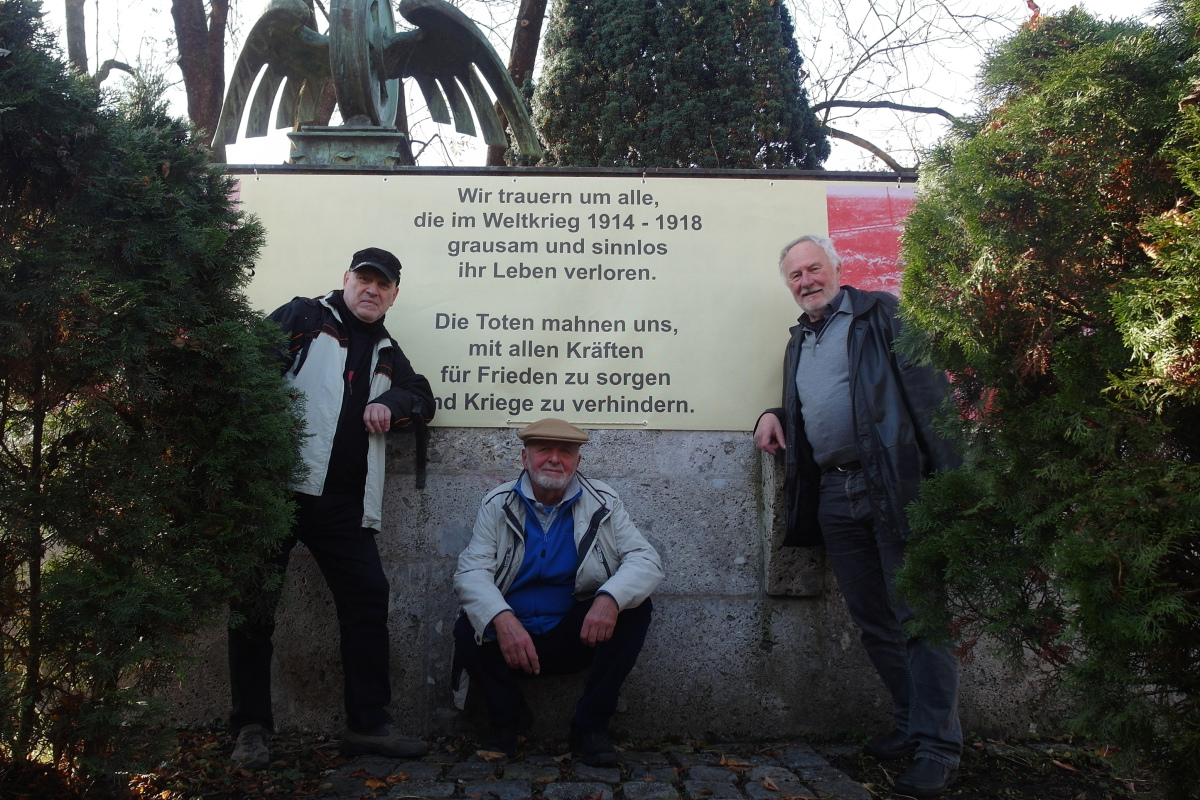 Die drei Anti-Kriegs-Aktivisten