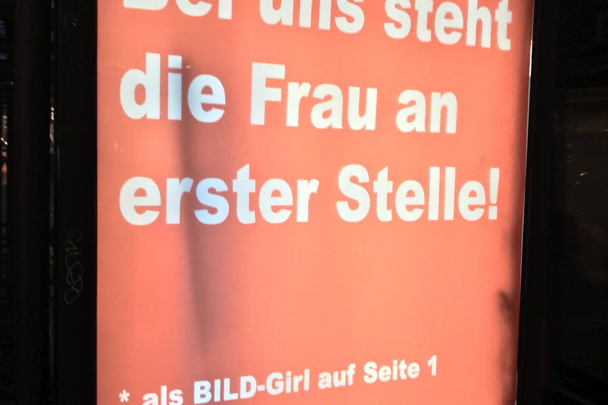 Provozierende Werbekampagne einer Berliner Künstlergruppe (Ausschnitt)
